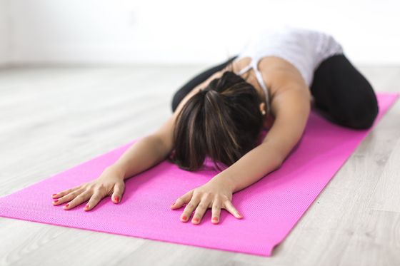 yoga-einklang-yinyoga-yin-tsvschmiden-fellbach-entspannung-dehnen-dehnung-strechen-faszien-bindegewebe-sport-meditation-passiv-beweglichkeit-körper-geist