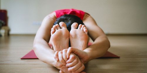 yoga-hatha-hathayoga-fellbach-tsvschmiden-einklang-kraft-entspannung-ausgelichenheit-stabilität-blance-beweglichkeit-stress-stressabbau-mediation